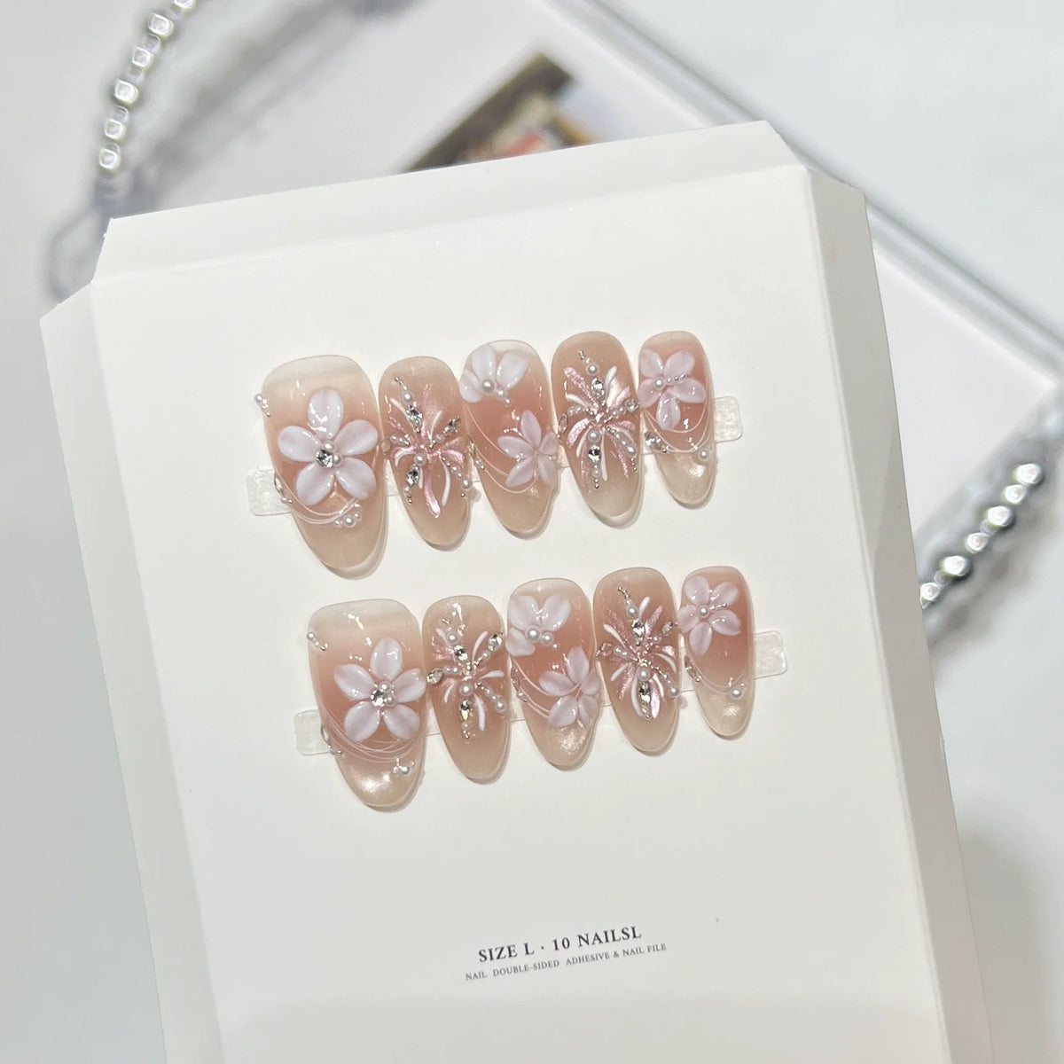 10Pcs Milky Nude Gentle Handmade Press on Nails French Bow Flower Design Fake Nails Mid-length Almond Polka Dot Fashion Manicure